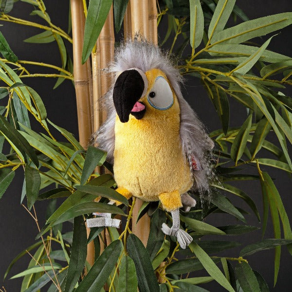 Skøn, skør og meget eksklusiv bamse med STOR personlighed! Denne tossede og farverige fugl er helt igennem uimodståelig. Den er dekorativt på et børneværelse, men også en sjov og skæv detalje i den voksne indretning.