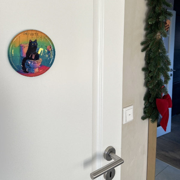 Sjove detaljer til hjemmet finder du altid online hos RAUMTRAUM.dk - Kattefadet her er et must-have til badeværelset.