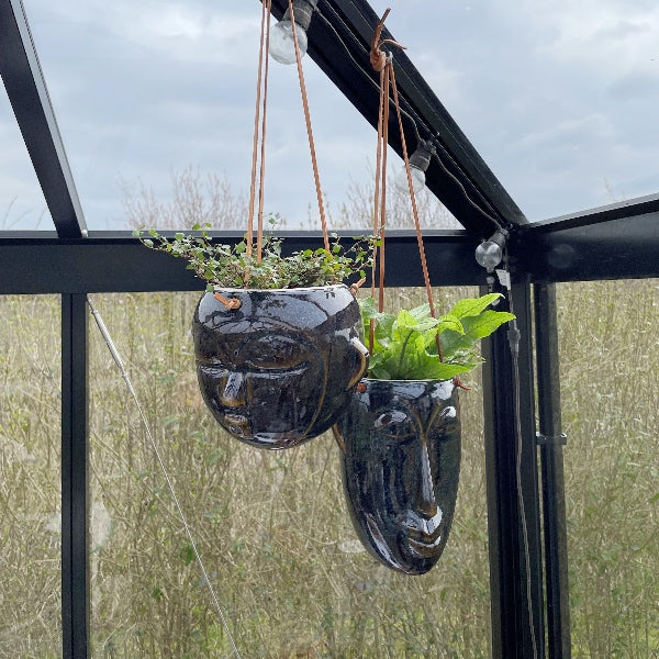 Hængeurtepotter med ansigter til planter i hjemmet - Mange skønne urtepotter her - RAUMTRAUM.dk