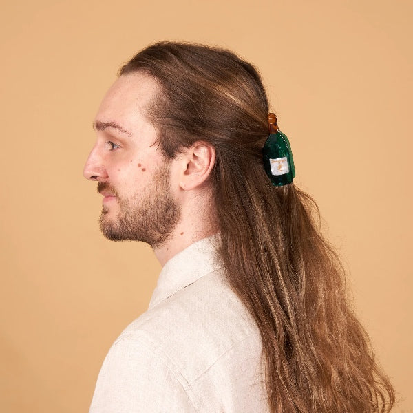 Køb hårklemmer online her os RAUMTRAUM.dk - Sommerfugle, blomster, hunde og meget mere byder vores skønne sortiment af hårpynt på. Mærke: Coucou Suzette ®