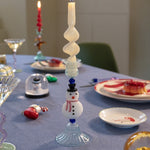 Juledekoration - Snemandsstage i glas finder du hos RAUMTRAUM.dk - Se alle de skønne gaveideer og interiør der står ud af mængden.