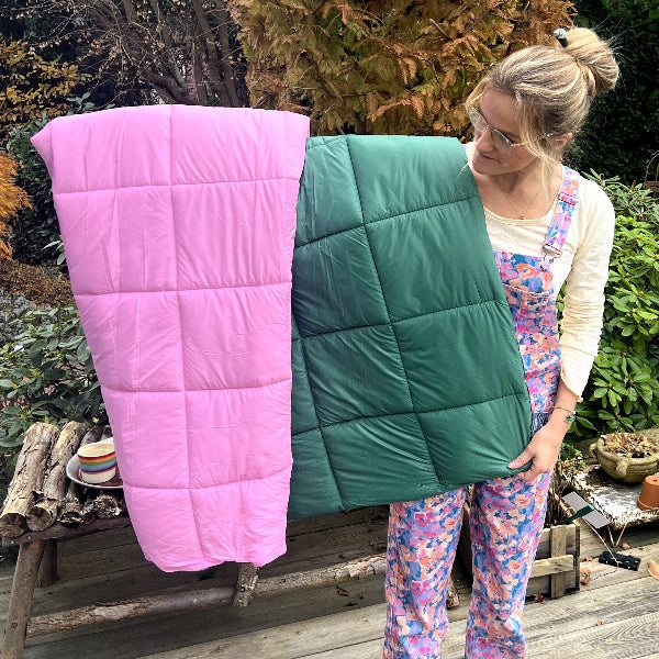 Plaid til camping, gæster og hyggestunder derhjemme. 