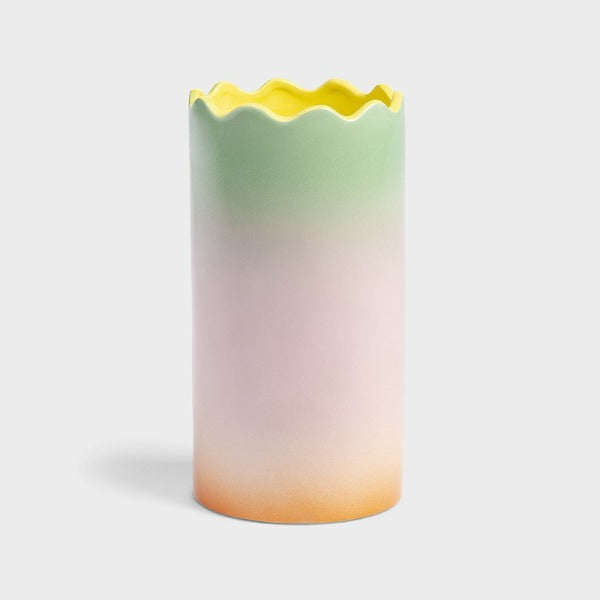 Vase bølget kant - Skab en legende borddækning med denne smukke vase - RAUMTRAUM.dk